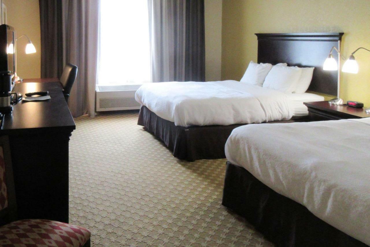 Quality Inn & Suites Александрия Экстерьер фото